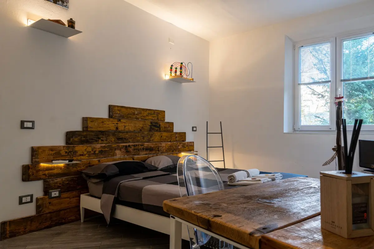 Camera da letto Biciclo Rosso Ferrara