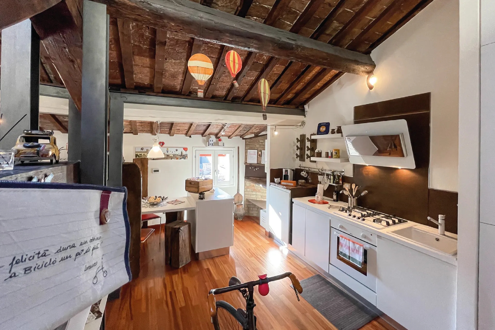 Zona cucina attrezzata - Bilocale Biciclò Ferrara Città