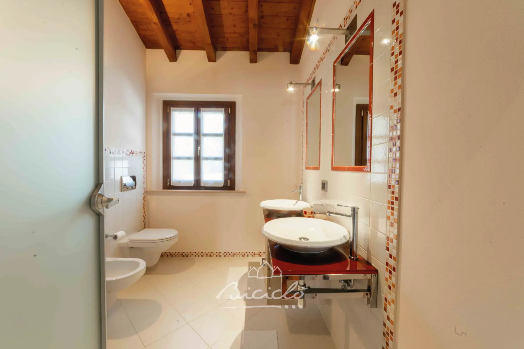 Bagno con lavandino e sanitari di pregio Biciclo Country House - Villa indipendente a Ferrara